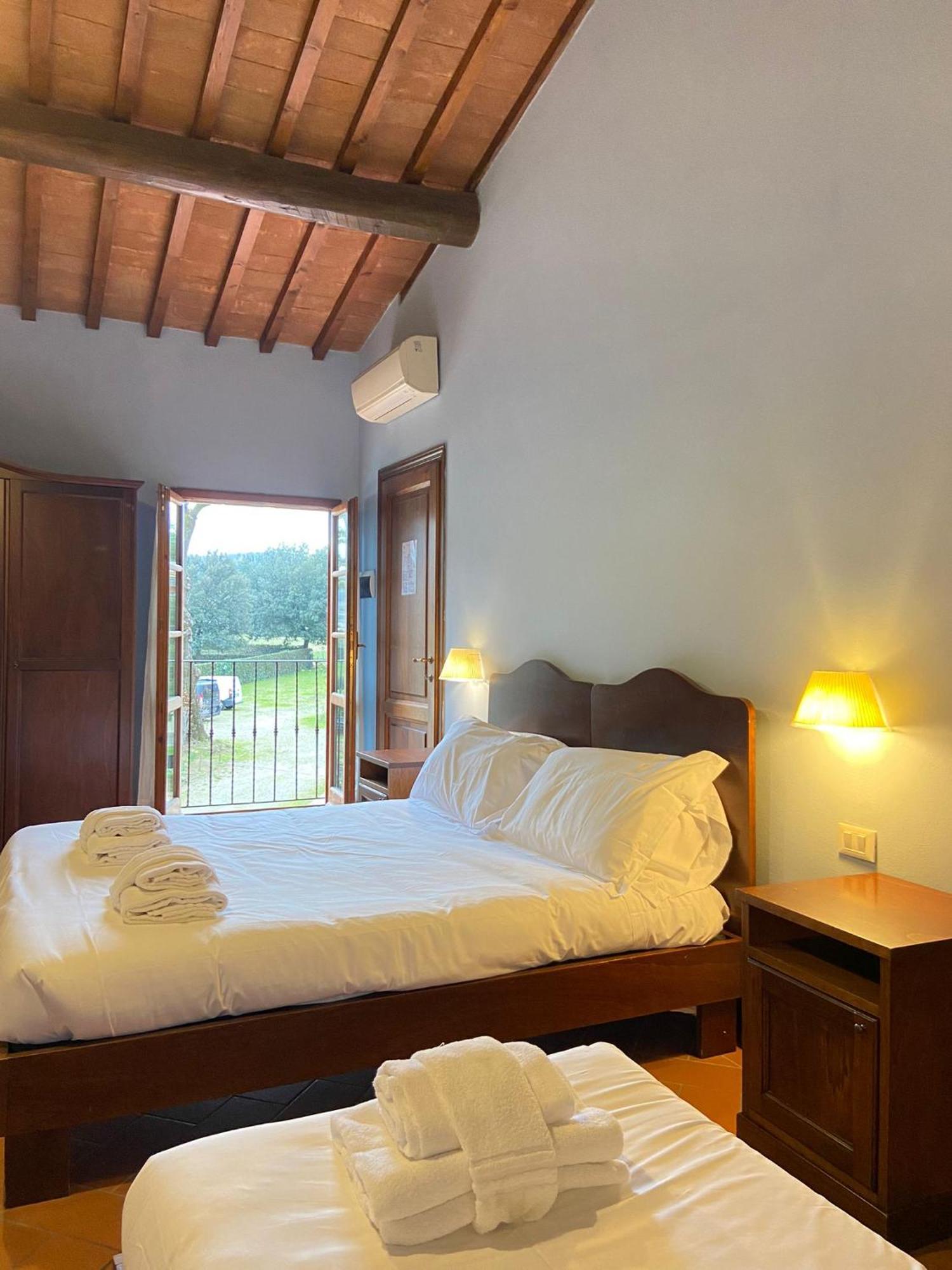 Casale Dei Cento Acri Bed & Breakfast Firenze Bagian luar foto