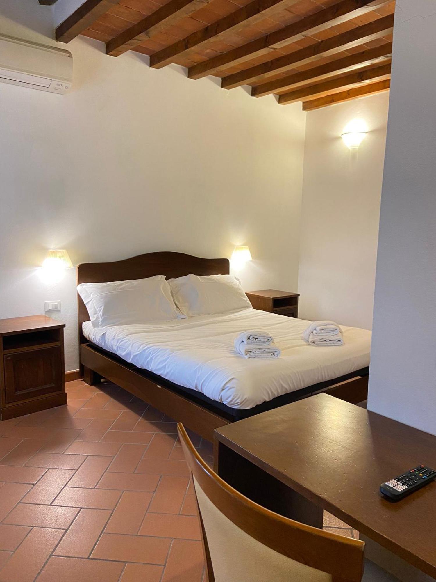 Casale Dei Cento Acri Bed & Breakfast Firenze Bagian luar foto