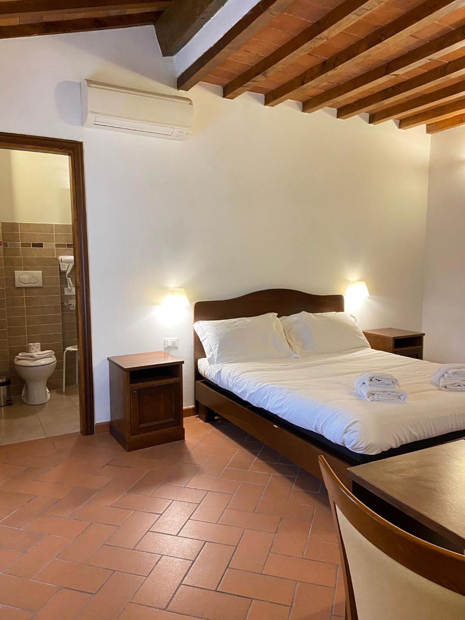 Casale Dei Cento Acri Bed & Breakfast Firenze Bagian luar foto